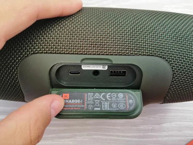 JBL CHARGE 4 - EL SONIDO QUE ESPAÑA ESTABA ESPERANDO (-50%OFF)